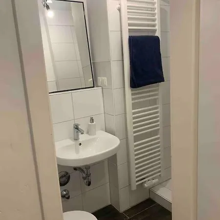 Zentrale In *